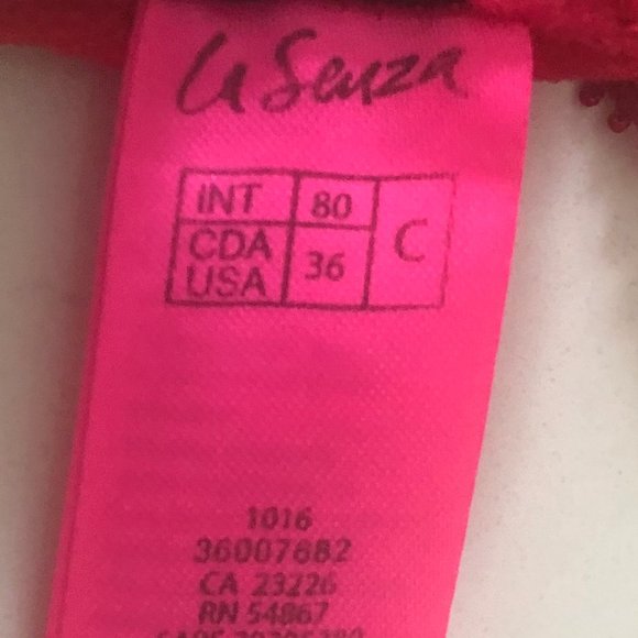 La Senza Body Kiss Plunge Push-Up Bra w Lace Accents + Foam Cups Red Sz 36C NWOT - Picture 11 of 13